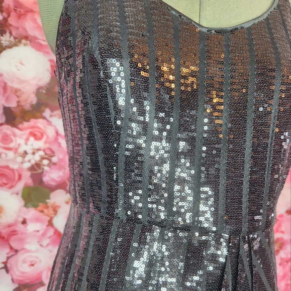 NWT Nanette Lepore black sequins dress Size 2 - Picture 6 of 7